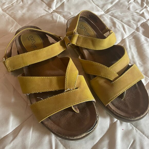 Yellow Sandals - Picture 1 of 2